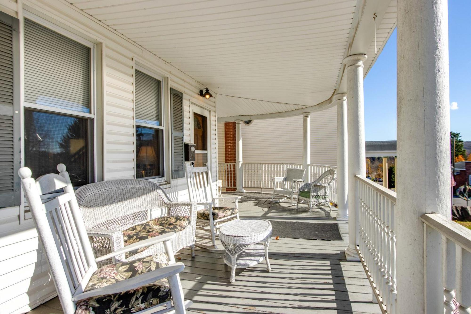 Victorian Home With Porch 6 Mi To Hickory Run Park! White Haven Exterior photo